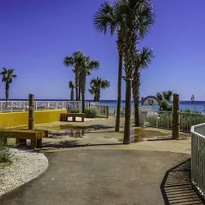 Splash Hotel