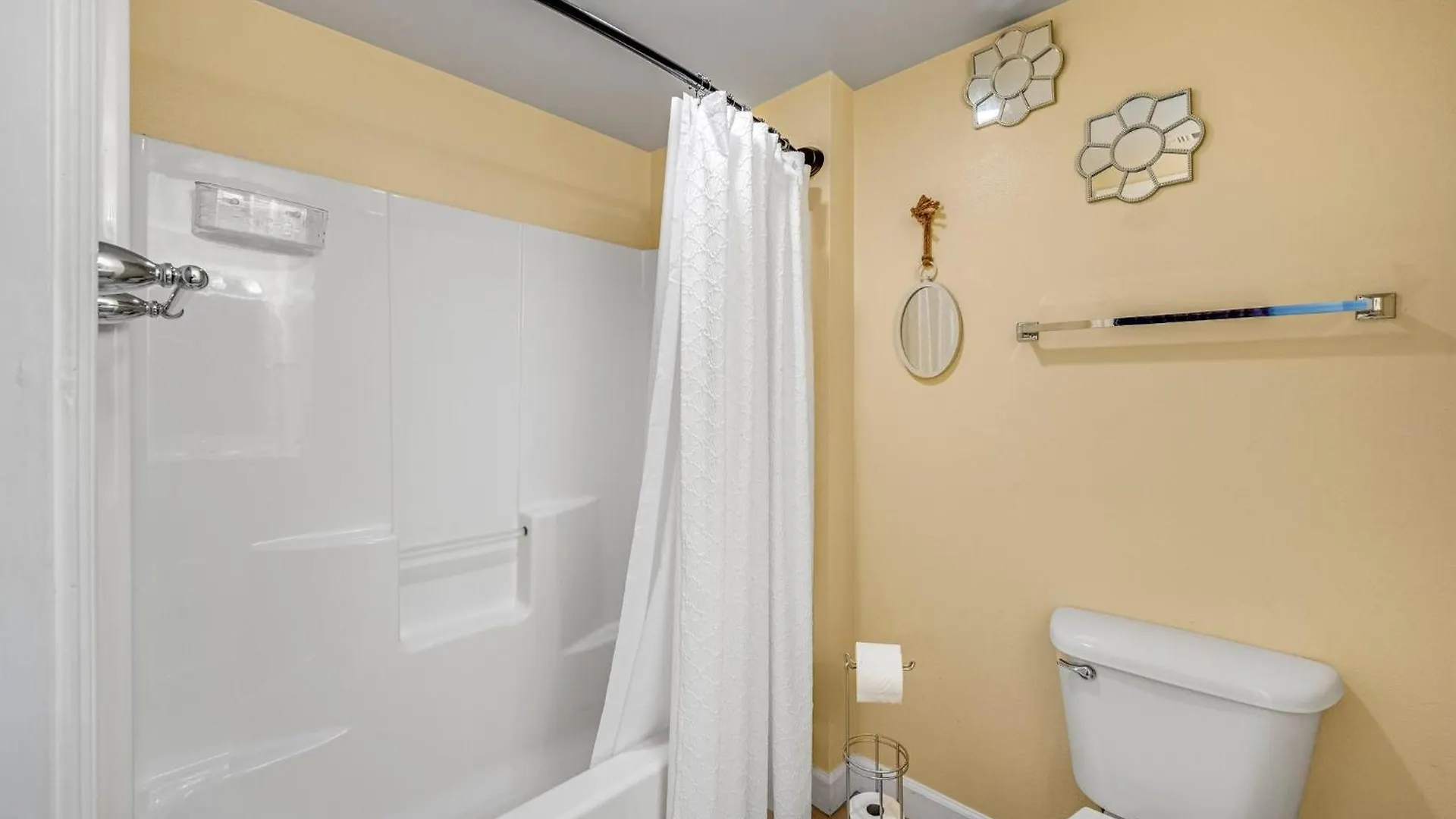 Shores Of Panama #1230 By Nautical Properties Panama City Beach Holiday home